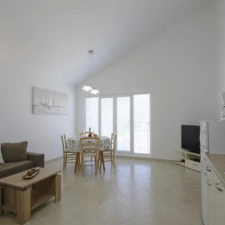 Apartament Srdoc